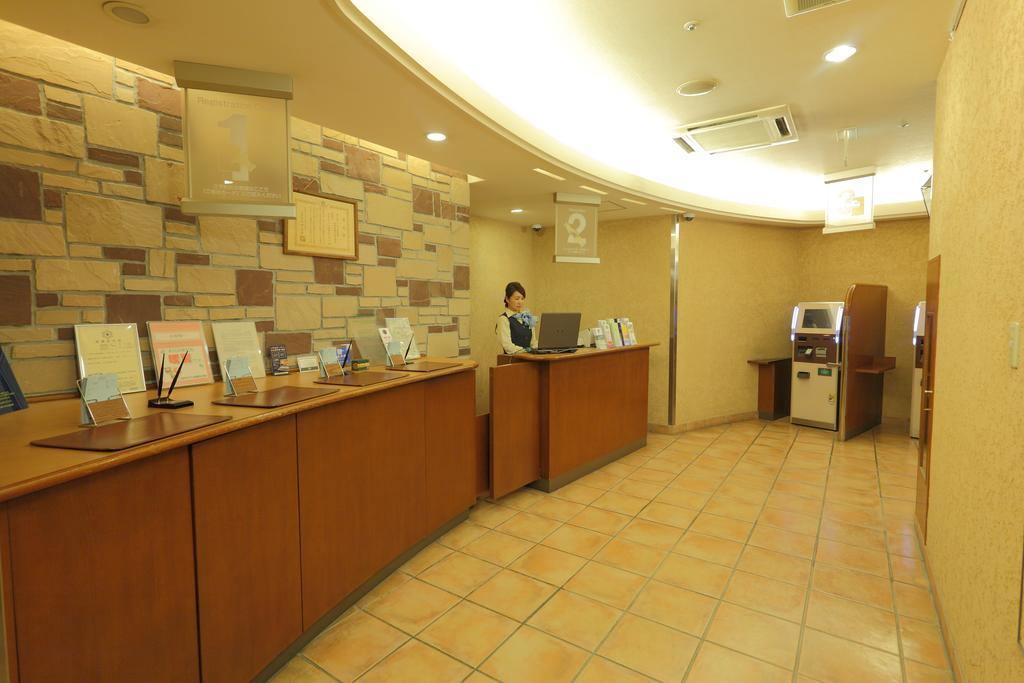 Washington R&B Hotel Sapporo Kita 3 Nishi 2 Exterior foto